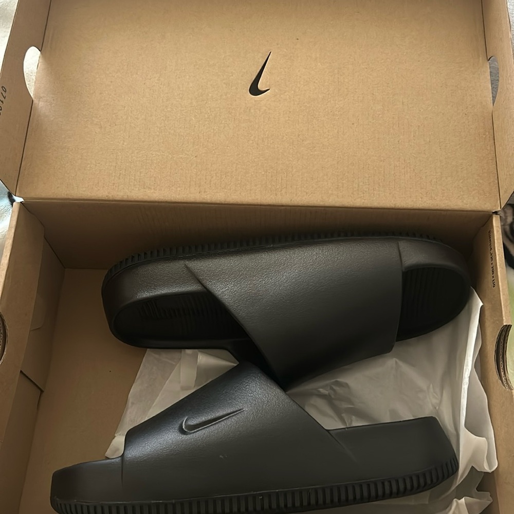 Nike calm slides